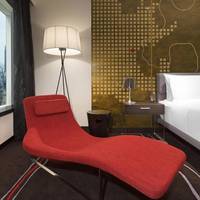 Premier Classic, Guest room, 1 King, River view