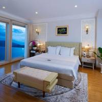 Family Suite 4 Bedrooms
