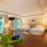 Room #27181623