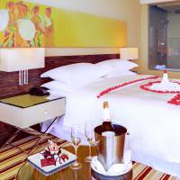 Deluxe King, Guest room, 1 King, Ocean view, Balcony