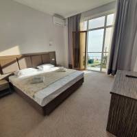 Deluxe Double Room with Balcony and Sea View