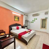 Deluxe Room (2 Adults + 1 Child)