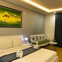 Suite with City View
