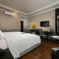 Junior Suite with City View