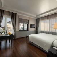 Suite with Balcony
