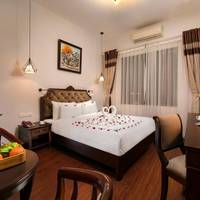 Deluxe Double Room (2 Adults + 1 Child)