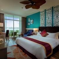 Premier Double Room with Lake View