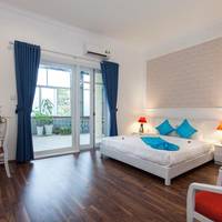 King Room with Balcony
