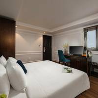 Deluxe Double or Twin Room with City View
