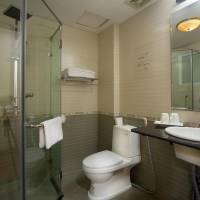 Twin Room with City View