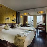 Luxury Suite