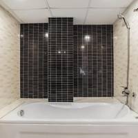 Honeymoon Suite