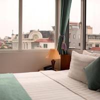 Deluxe Double or Twin Room with City View