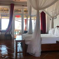 Deluxe Double Room with Balcony and Sea View