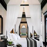 King Seaside Villa On The Rocks