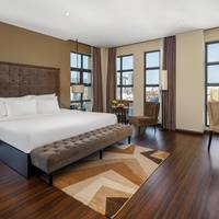 Sanouva Deluxe Double Room with City View
