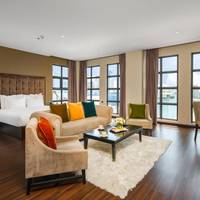 Signature Suite Room
