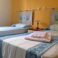 Triple Room with Bath
