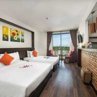 Triple Room with Sea View