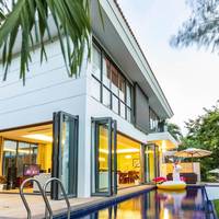 Villa 4 bedrooms with garden view