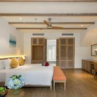 King Junior Suite with Terrace