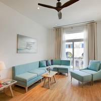 Suite with Pool View