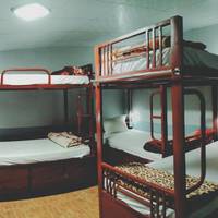 Mixed Dormitory Room