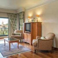 Diplomatic, Club lounge access, 1 Bedroom Suite, 1 King
