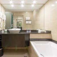 Double Room with Two Double Beds and View - Non-Smoking