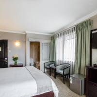 Deluxe Room with King Bed