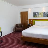 Queen Room - Mobility Access