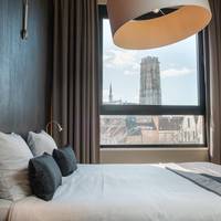Cathedral View Room