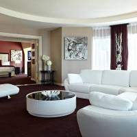 Vice Presidential King Suite