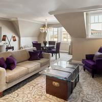 Luxury Suite