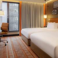 Twin Deluxe Room