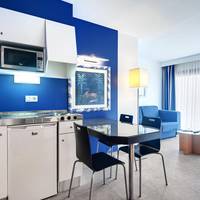 One-Bedroom Apartment (3 Adults)
