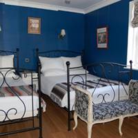 Twin Room with Shared Bathroom
