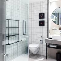 Trafalgar Queen Room