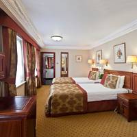 Comfort Triple Room