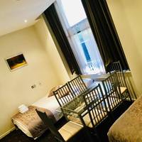 Family Apartment sleeps 6 