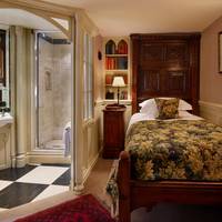 Club Single Room