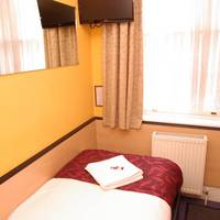 Small Single Room with Shared Bathroom
