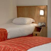 Standard Room With Three Single Beds