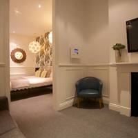 Family Suite - Separate Building