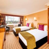 Club Twin Room