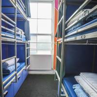 Bed in Mixed Dormitory Room for 6 people with Bathroom