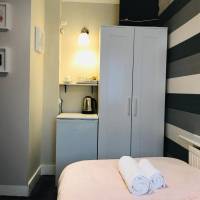 Single Room with Bathroom