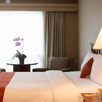 Standard Room with Queen Bed