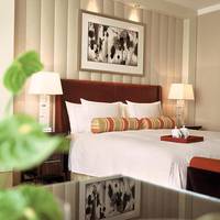 Executive Club Room King, Club lounge access, Guest room