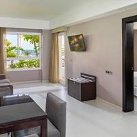 Suite (2 Adults + 1 Child)